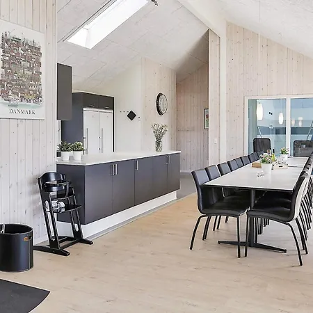 Дом отдыха 20 Person In Vaeggerlose Boto By