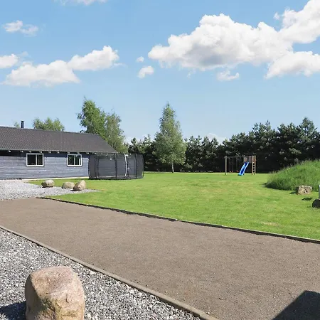 20 Person In Vaeggerlose