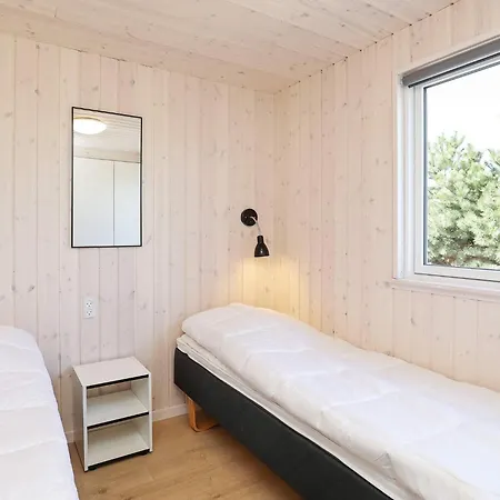 Дом отдыха 20 Person In Vaeggerlose Boto By