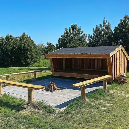 5 Star In Vaeggerlose Bøtø By