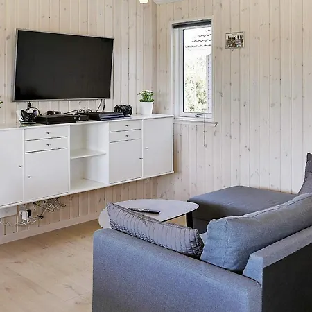 Дом отдыха 20 Person In Vaeggerlose Boto By