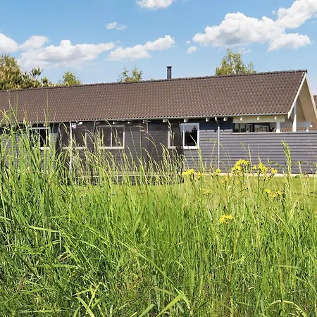 20 Person In Vaeggerlose