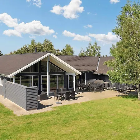 5 Star In Vaeggerlose * Bøtø By