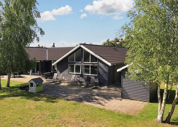 Feriehus 20 Person In Vaeggerlose *