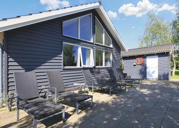 Feriehus 20 Person In Vaeggerlose