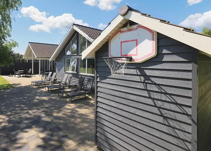 Feriehus 20 Person In Vaeggerlose *